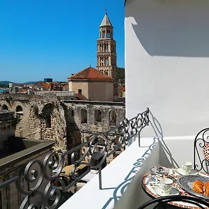 Pensionat La Porta Luxury, Split